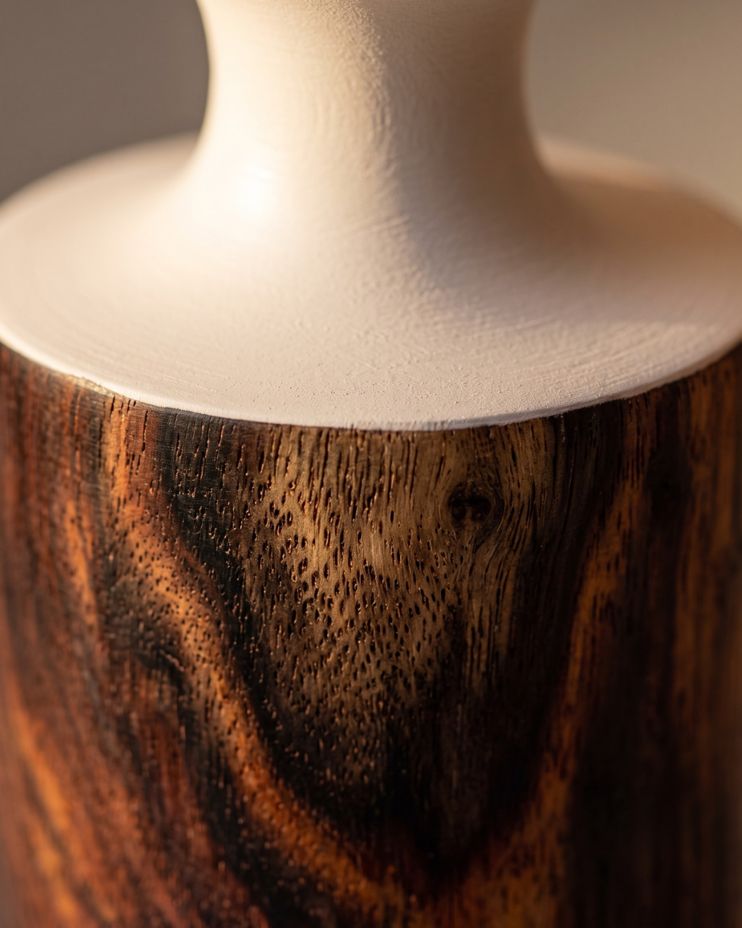 Chaand Table Lamp