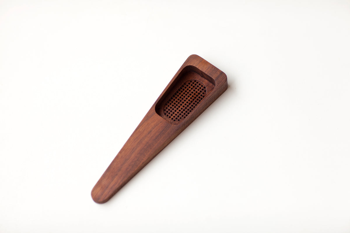 Chaani walnut tea strainer